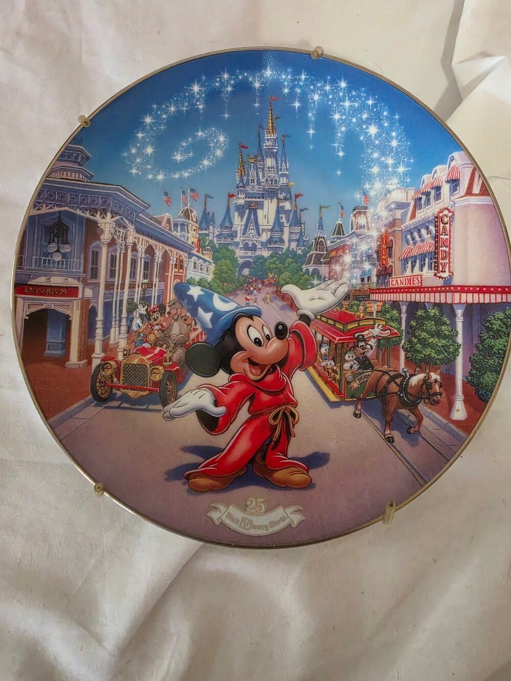 Disney World 25th Anniversary Sorcerer Mickey Collectible Plate